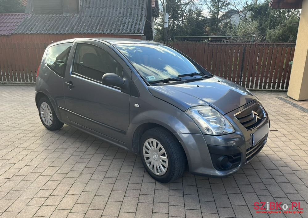 2008' Citroen C2 photo #2