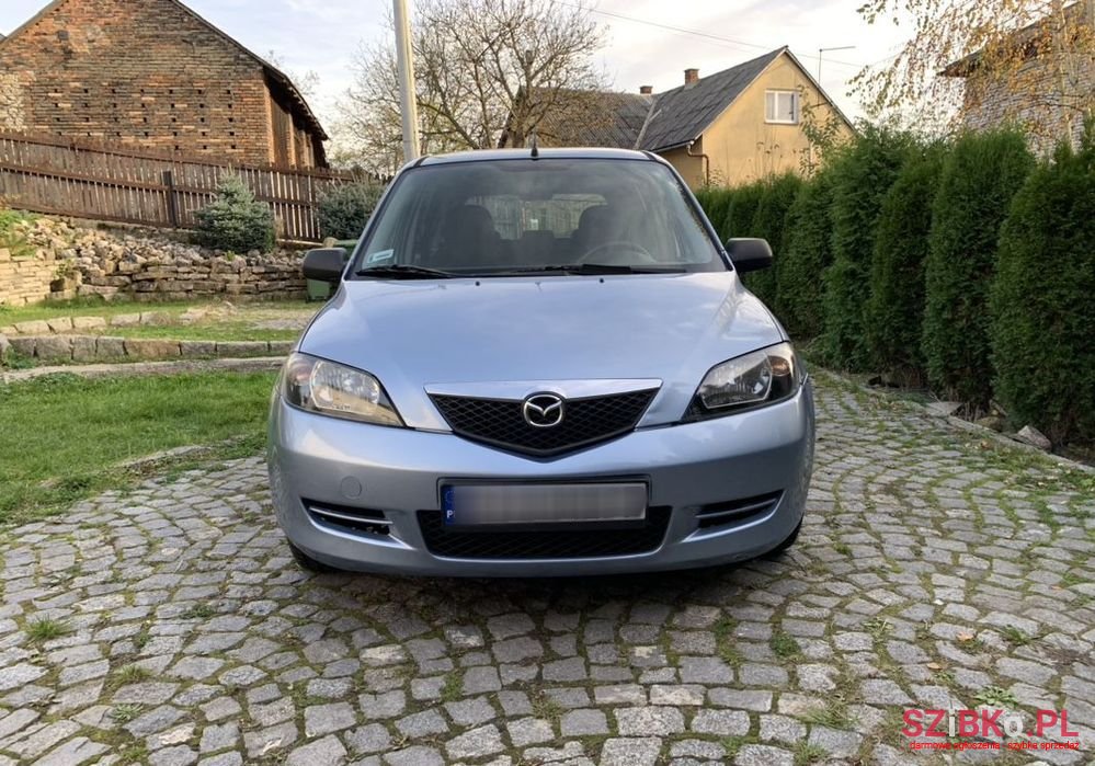 2005' Mazda 2 photo #2