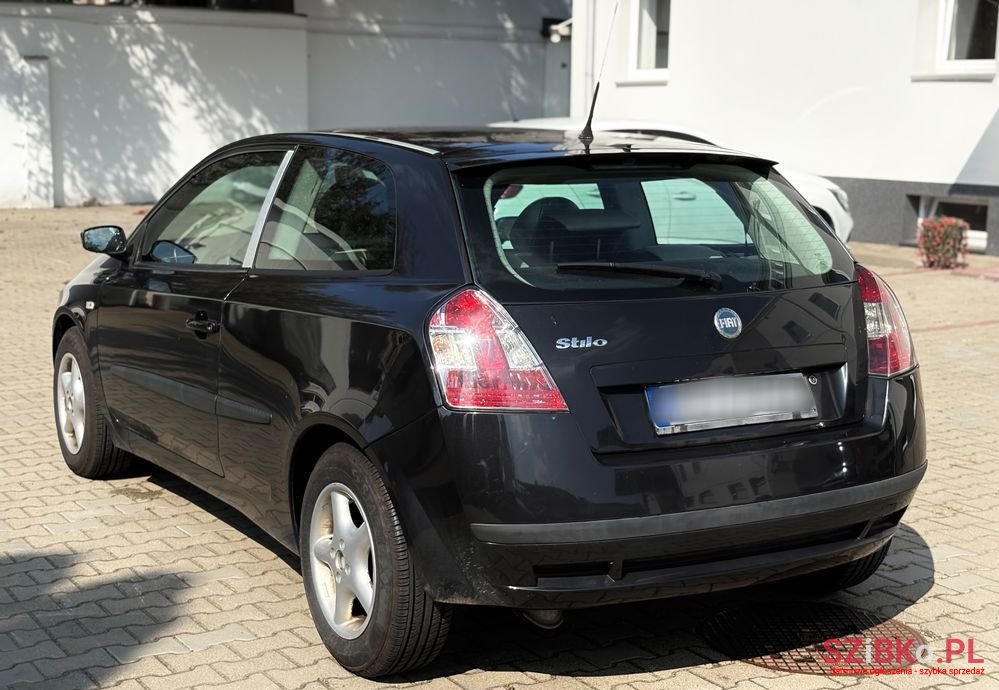 2006' Fiat Stilo 1.8 16V Dynamic photo #6