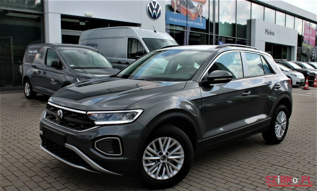 2022' Volkswagen T-Roc photo #1