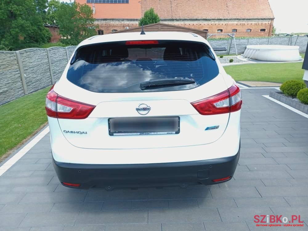 2015' Nissan Qashqai photo #2