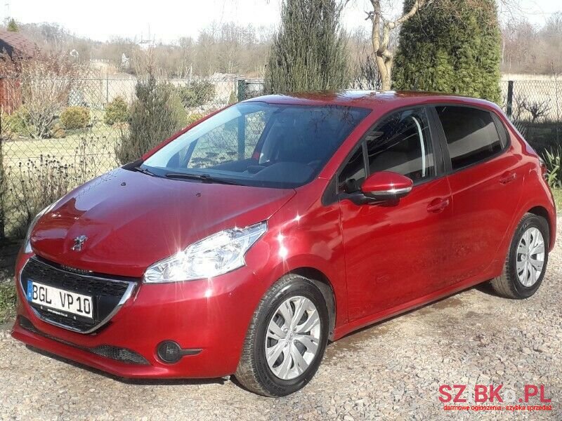 2015' Peugeot 208 photo #1