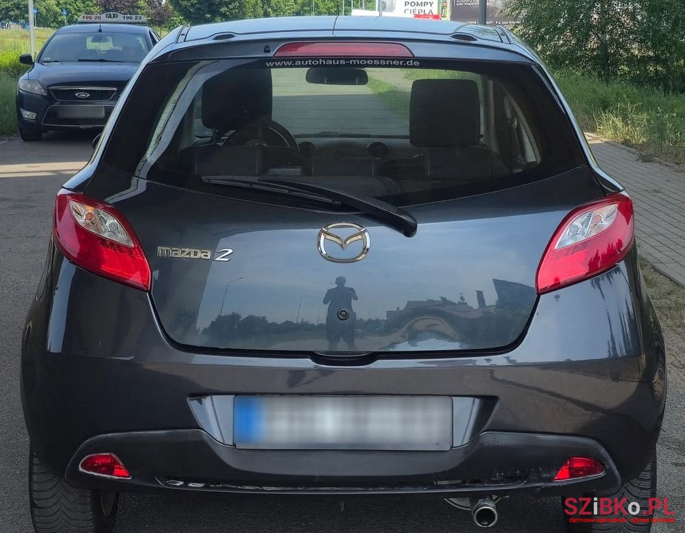 2008' Mazda 2 1.3 Dynamic photo #5