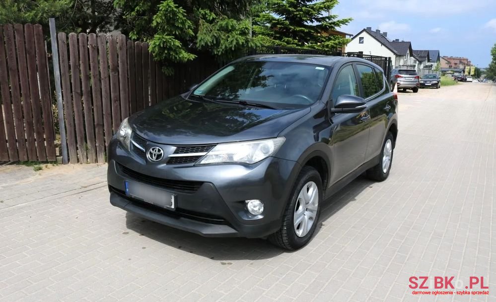 2014' Toyota RAV4 photo #3