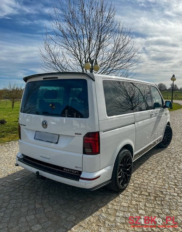 2018' Volkswagen Multivan photo #4