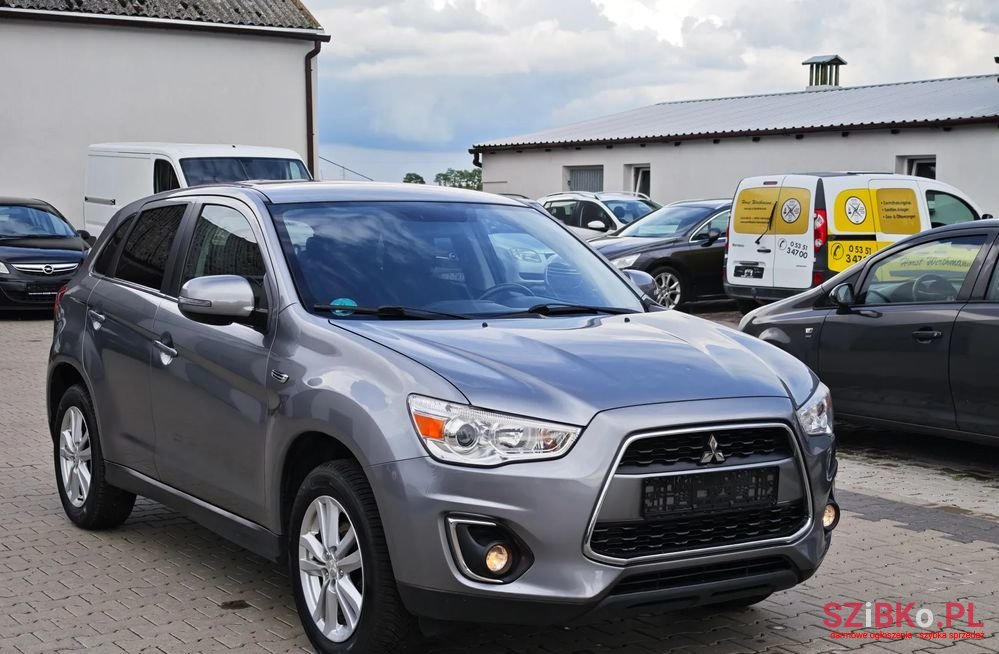 2013' Mitsubishi ASX 1.6 2Wd Edition photo #3