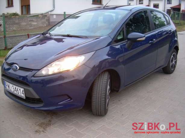 2009' Ford Fiesta photo #1