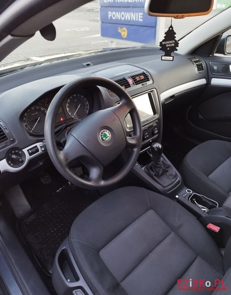2007' Skoda Octavia 1.9 Tdi Classic photo #6