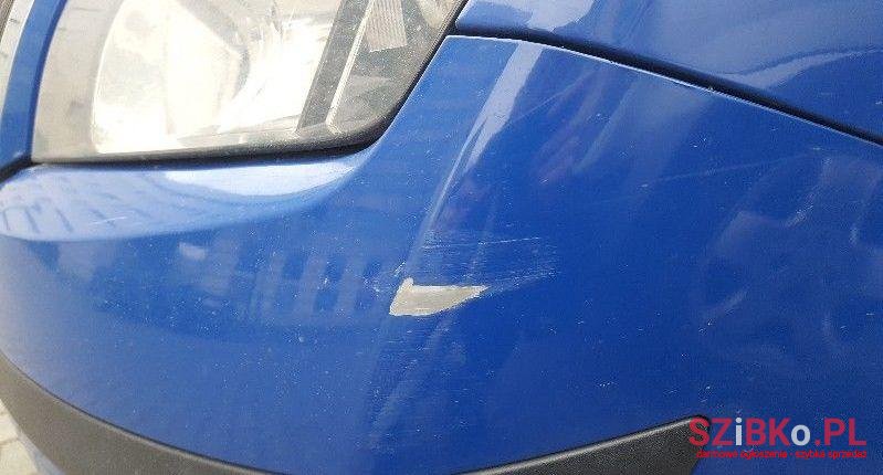 2004' Skoda Fabia photo #1