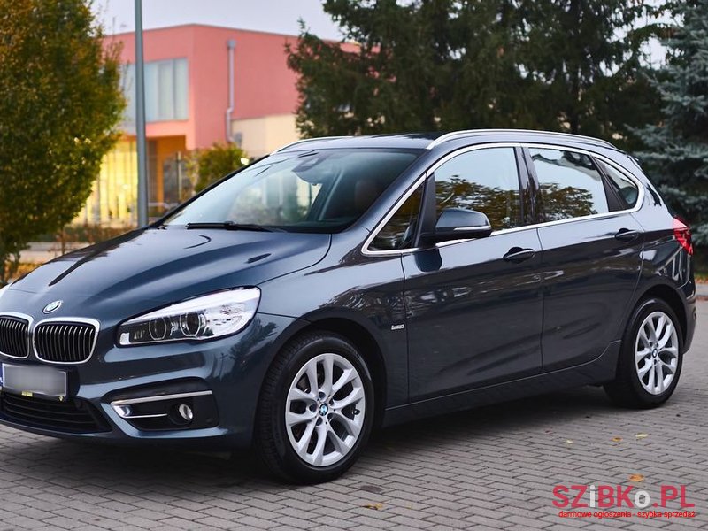 2016' BMW 2 Series 218D photo #6