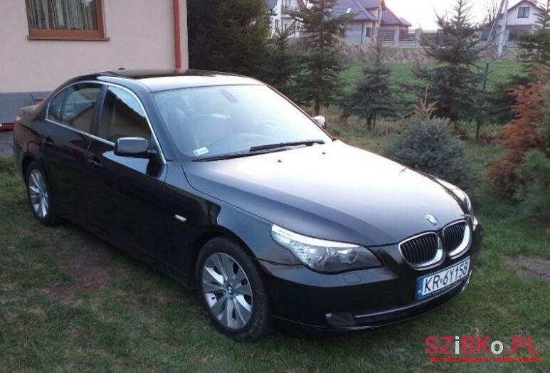 2009' BMW Seria 5 photo #1