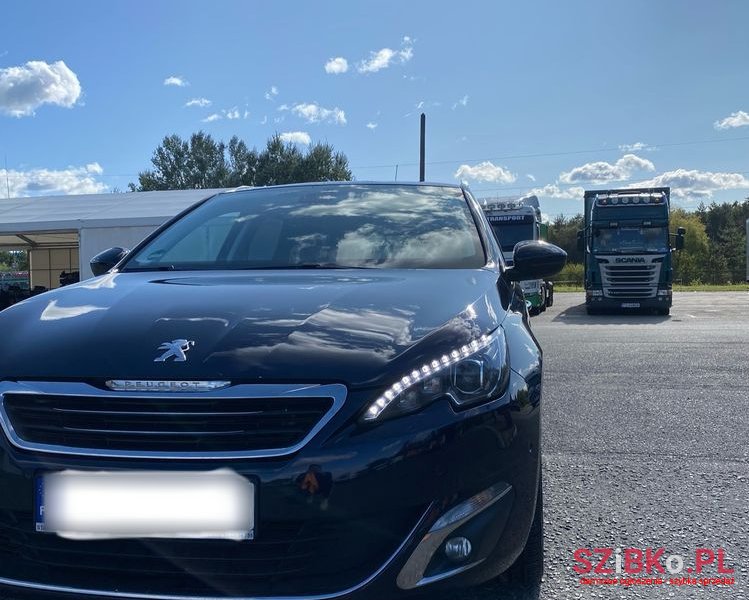 2015' Peugeot 308 photo #2