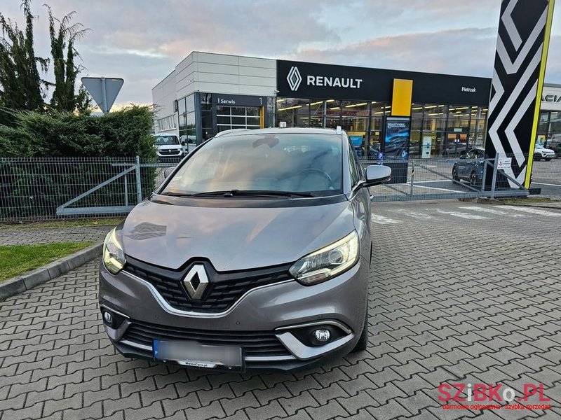 2017' Renault Scenic photo #1