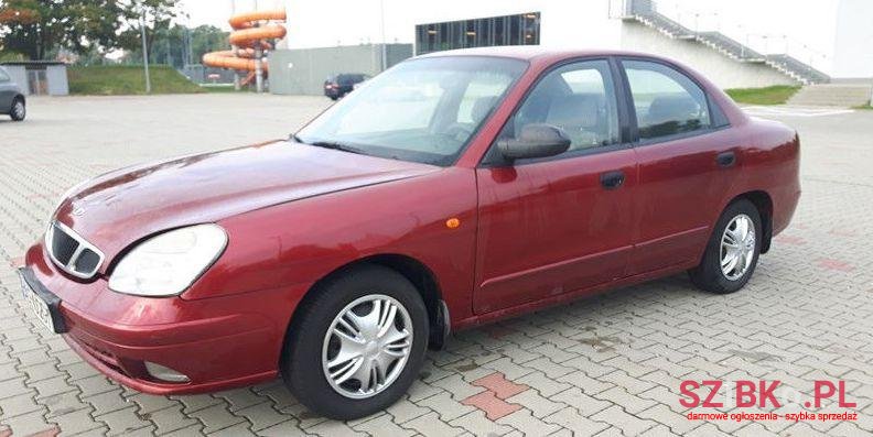 2000' Daewoo Nubira photo #1