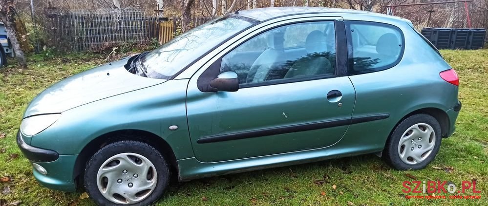 2000' Peugeot 206 1.4 Xt photo #2