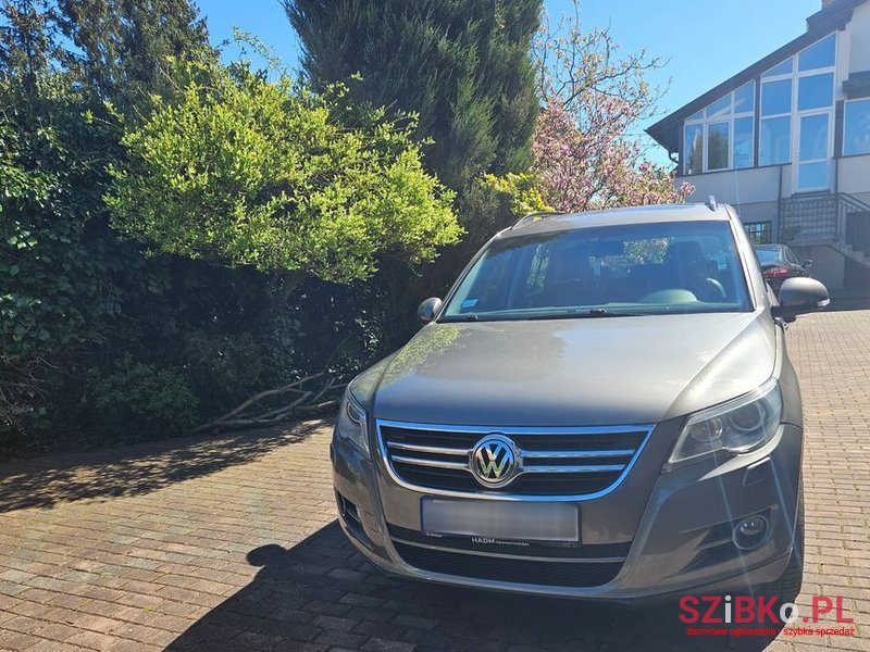 2009' Volkswagen Tiguan photo #5