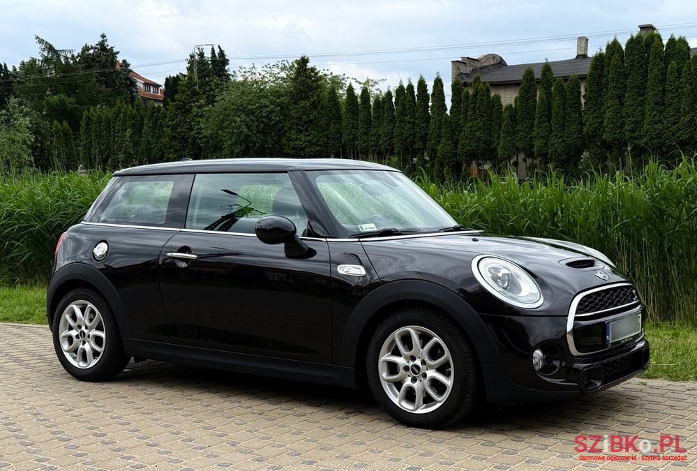 2015' MINI Cooper S Sport photo #6