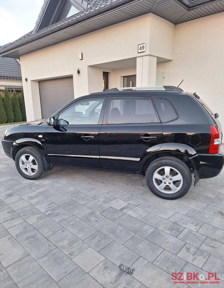 2008' Hyundai Tucson photo #5