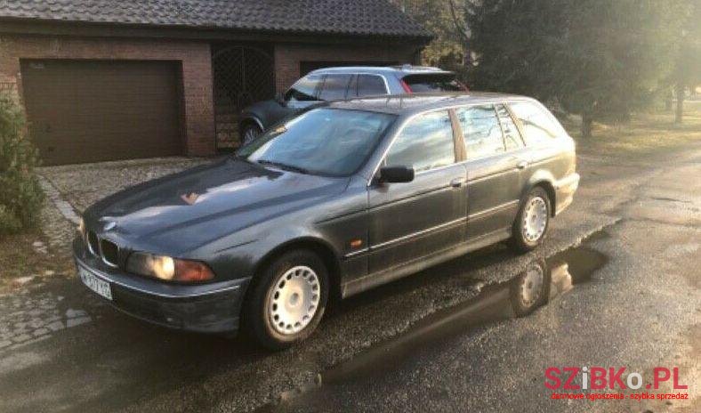 1999' BMW 520 photo #2