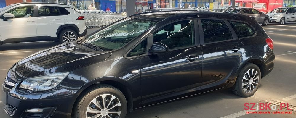 2015' Opel Astra photo #1