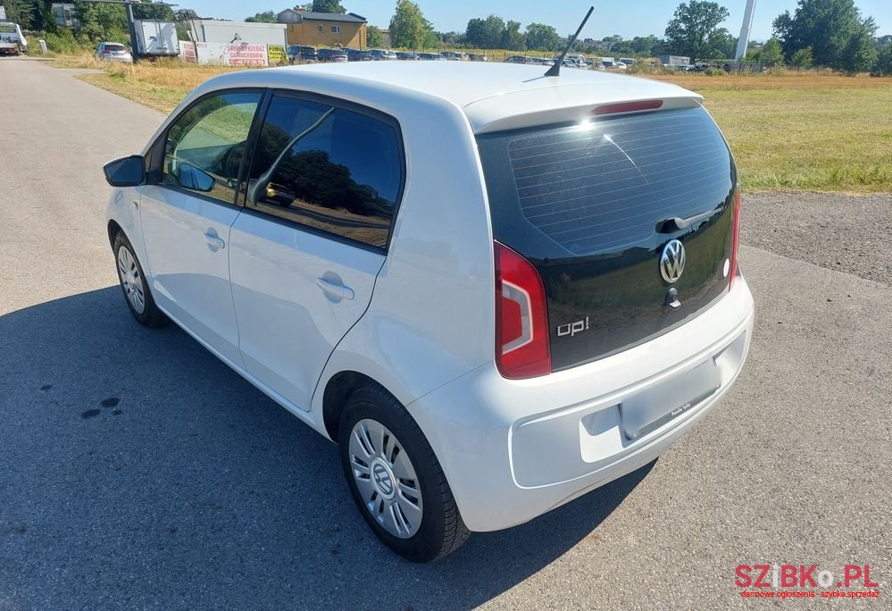 2016' Volkswagen Up! 1.0 Street Eu6 photo #3