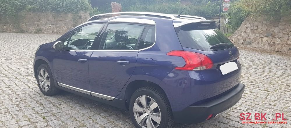 2015' Peugeot 2008 photo #3
