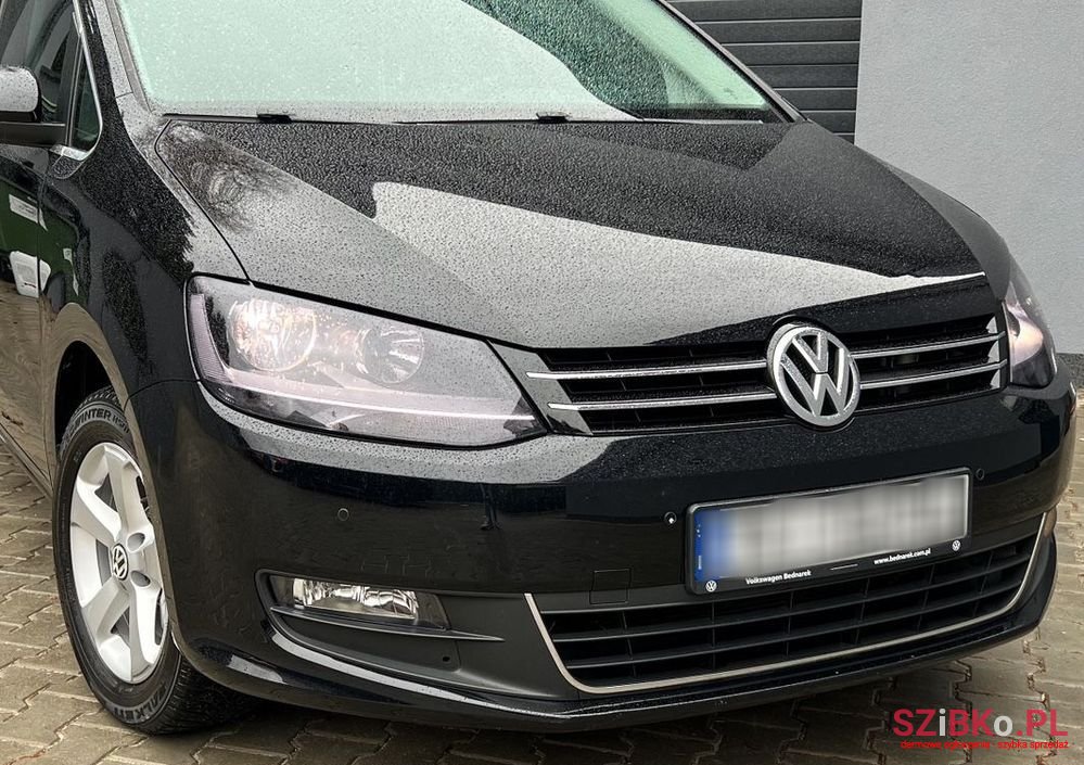 2010' Volkswagen Sharan photo #2