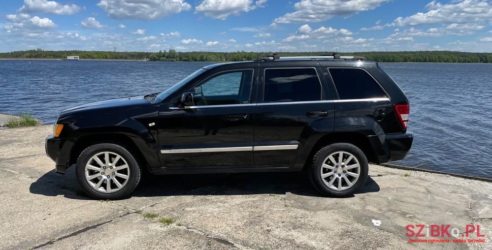 2007' Jeep Grand Cherokee photo #5
