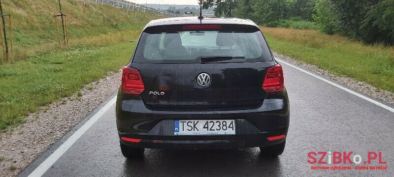 2015' Volkswagen Polo photo #6
