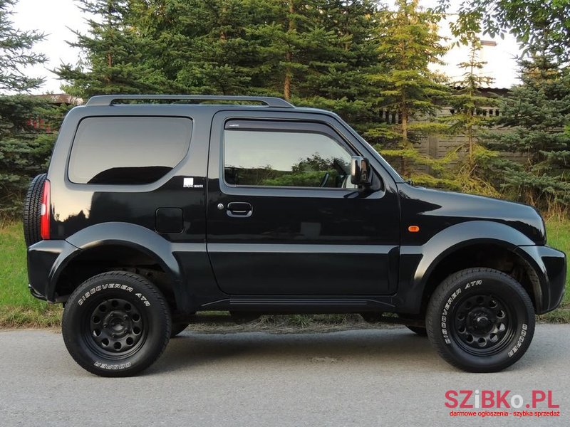 2007' Suzuki Jimny Black&White photo #6