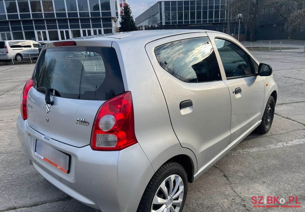 2011' Suzuki Alto 1.0 Classic photo #4