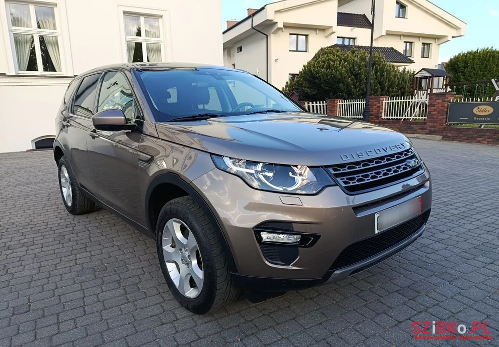 2017' Land Rover Discovery Sport photo #6