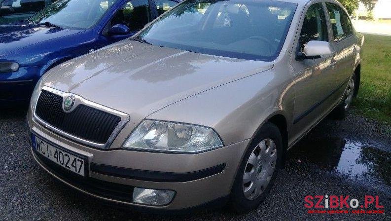 2004' Skoda Octavia photo #2