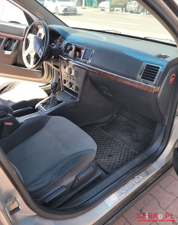 2005' Opel Vectra 1.9 Cdti Comfort photo #6