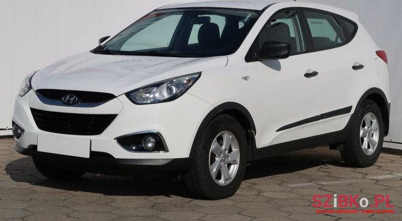 2011' Hyundai ix35 photo #1