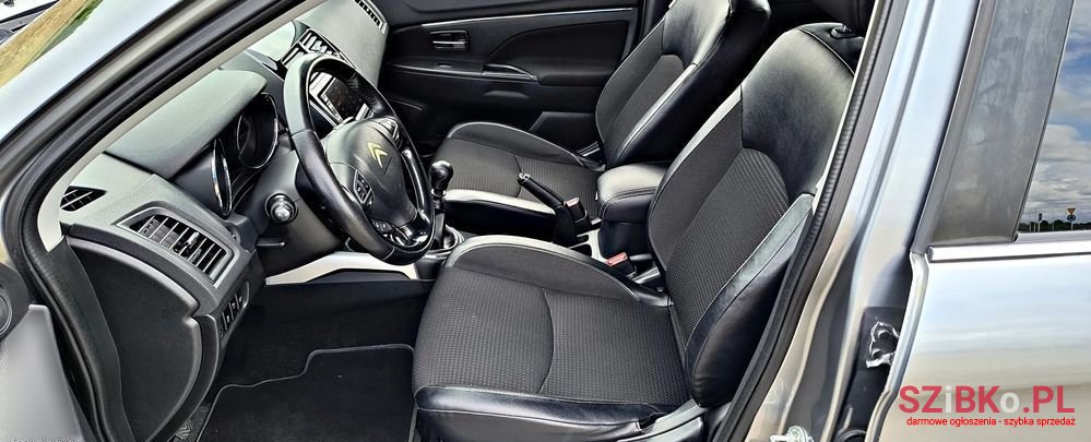 2013' Citroen C4 Aircross photo #5