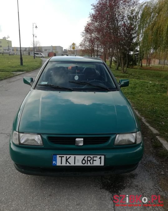 1998' SEAT Cordoba photo #2