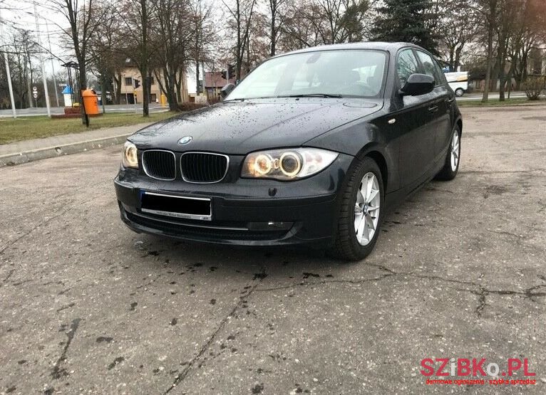 2011' BMW Seria 1 photo #1