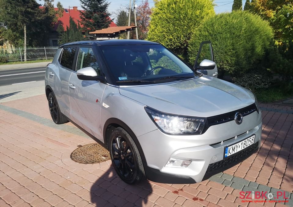 2016' SsangYong Tivoli photo #3