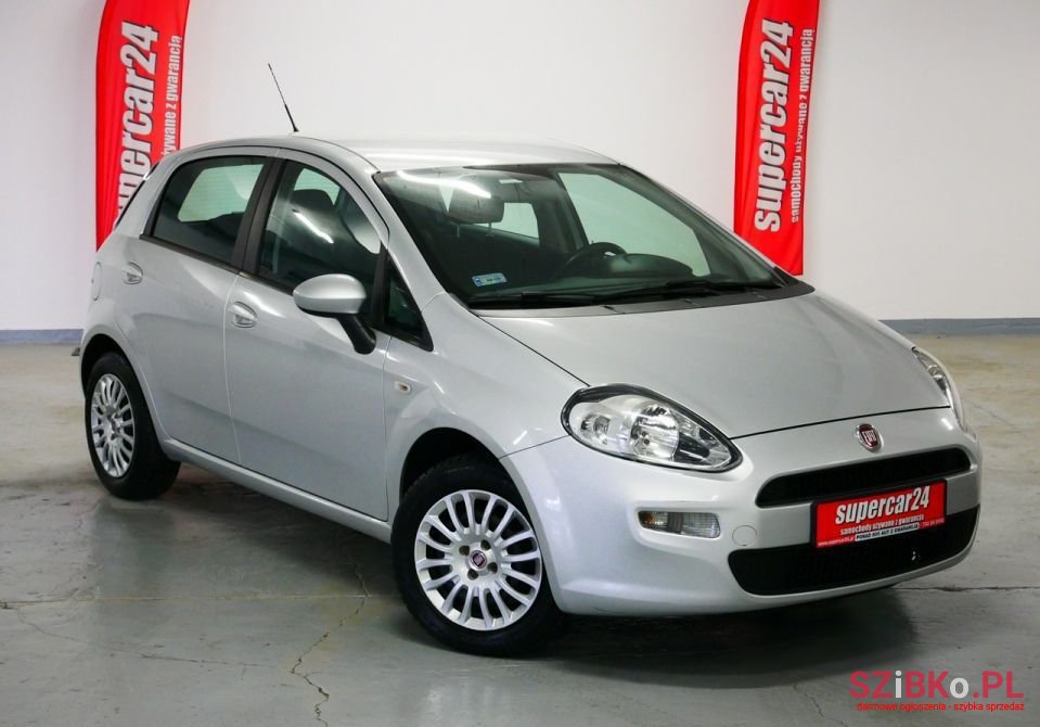 2013' Fiat Punto photo #5