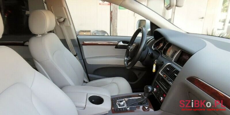 2013' Audi Q7 photo #4