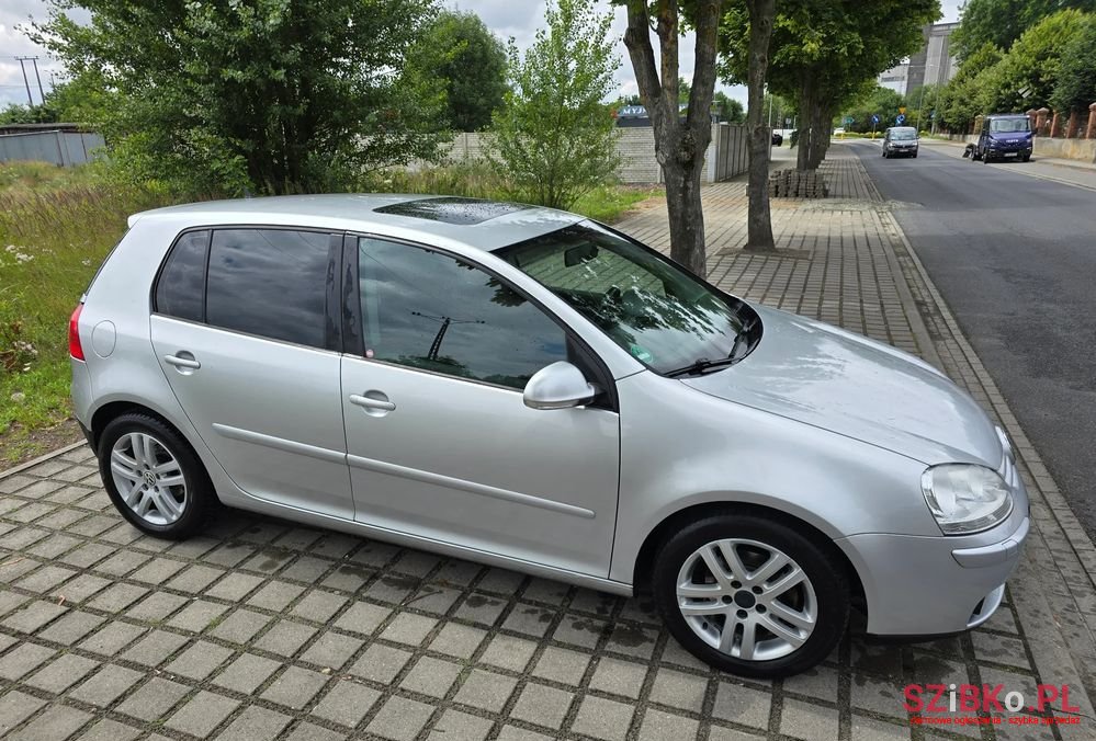 2006' Volkswagen Golf 1.6 Fsi Goal photo #2