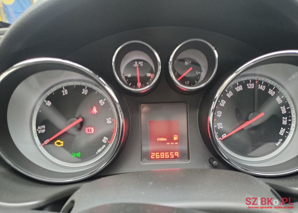 2011' Opel Insignia 2.0 Cdti photo #5