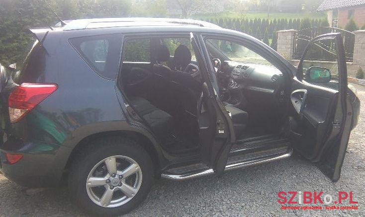 2008' Toyota Rav-4 photo #2