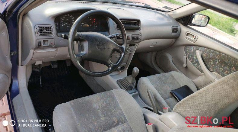 1998' Toyota Corolla photo #2