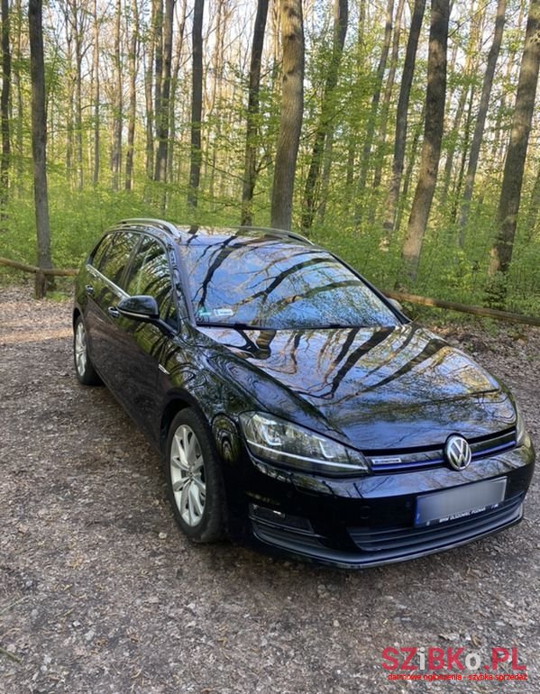 2014' Volkswagen Golf photo #3