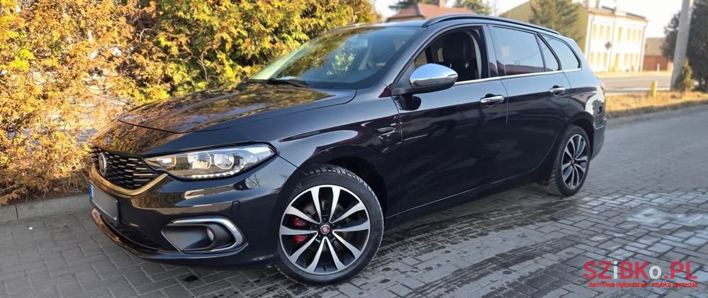 2017' Fiat Tipo photo #3