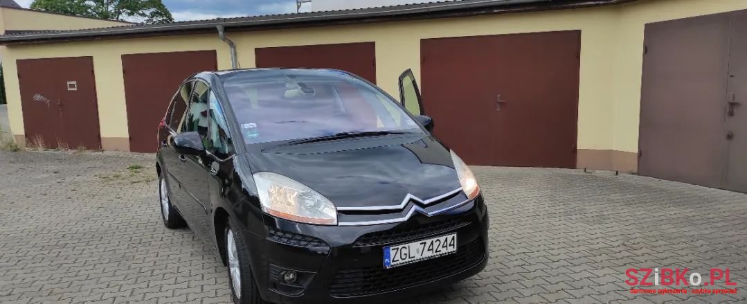 2009' Citroen C4 Picasso photo #4