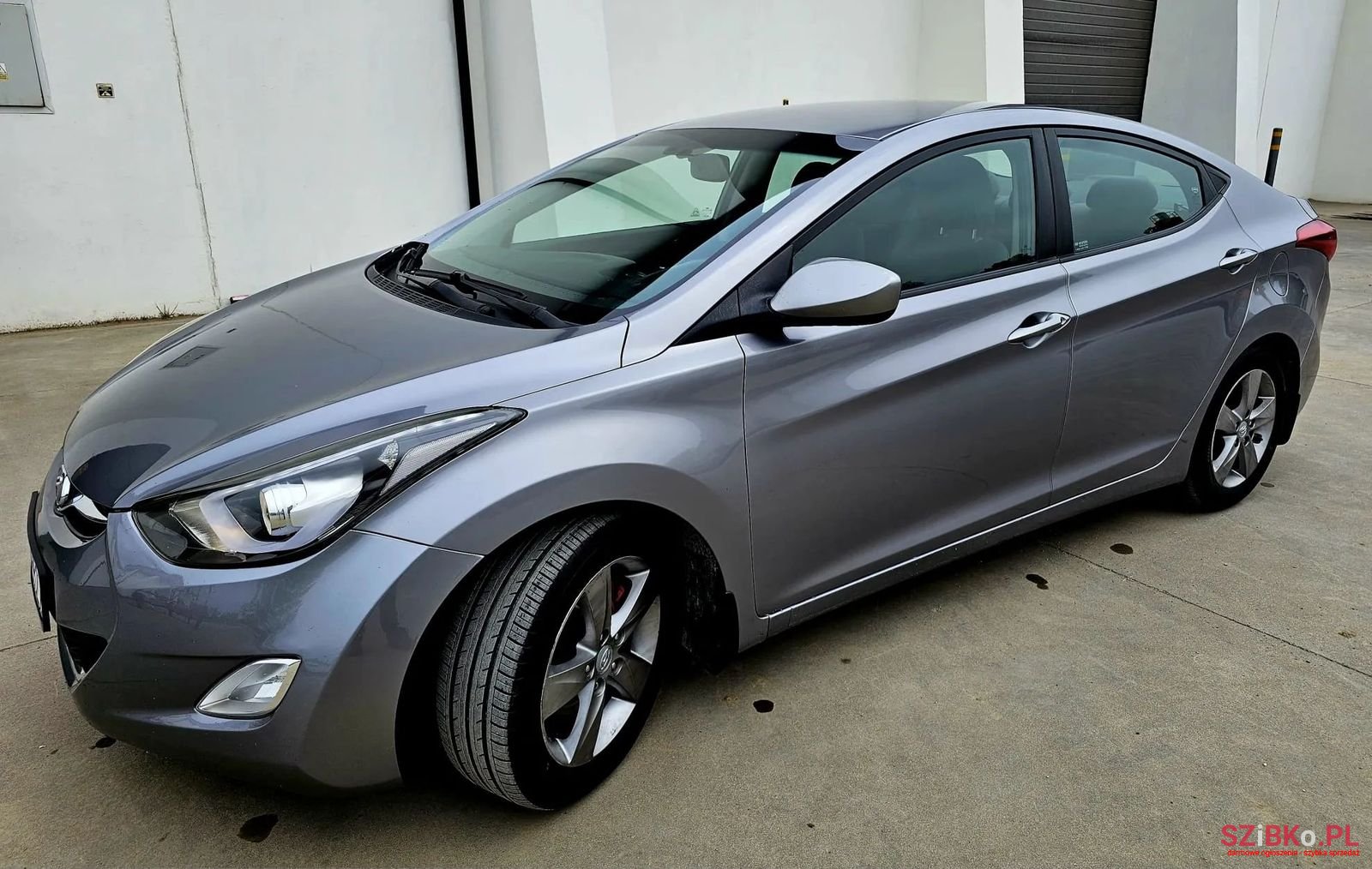 2012' Hyundai Elantra photo #1