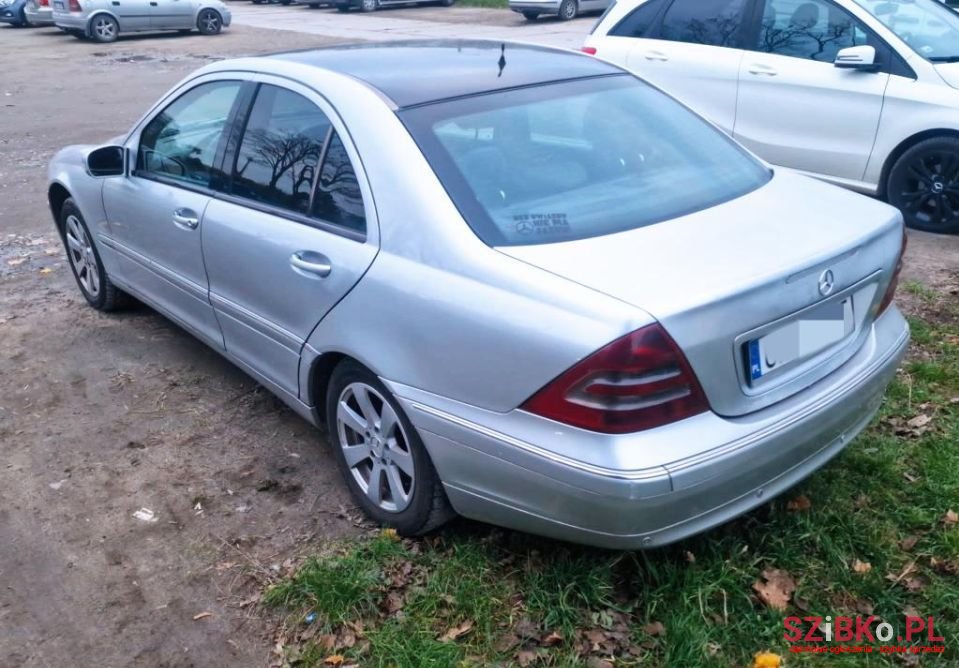 2005' Mercedes-Benz Klasa C photo #6